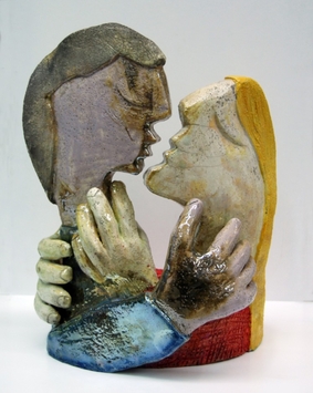Andrea Viviani, Viviani, ceramica, ceramic, raku, innamorati, abbraccio, totem, sculture, arte, 
